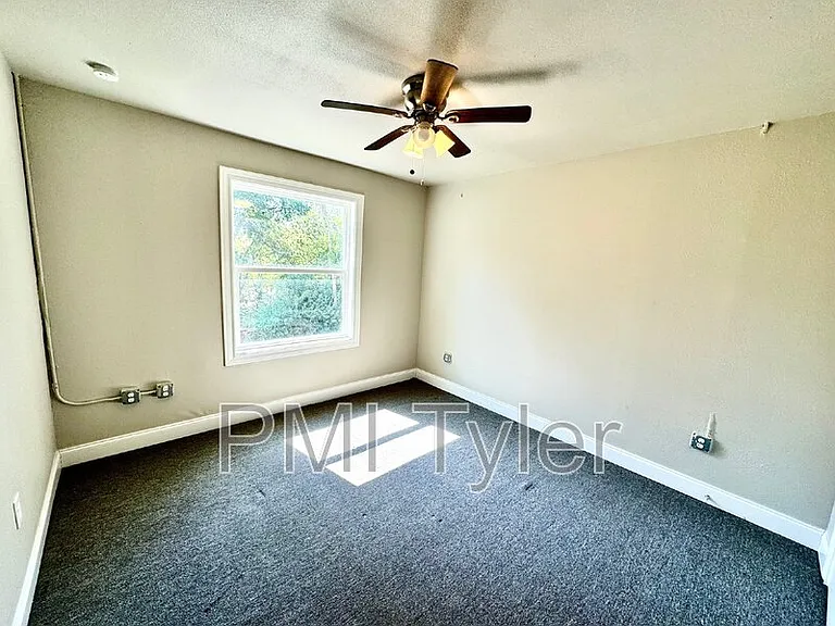 1800 W Oakwood St — Photo 19