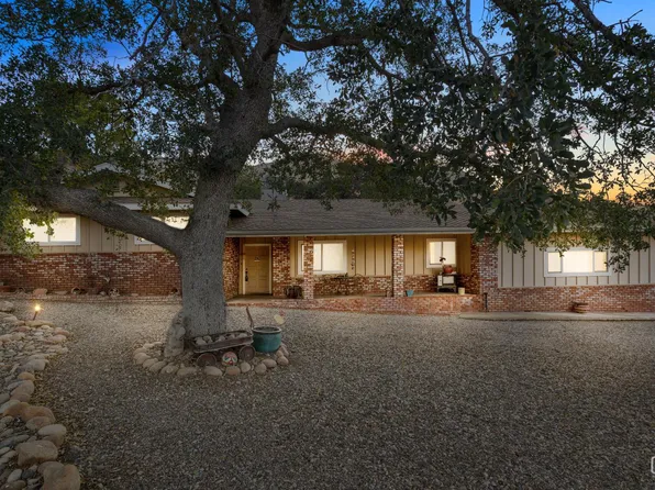2805 Bobcat Dr, Mountain Mesa, CA 93240