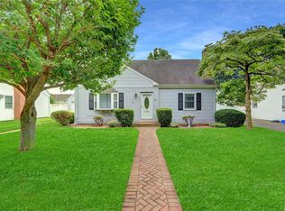 23 Briar Rd, Merrick, NY 11566