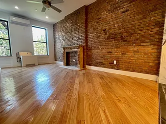 Rented by Nest Seekers International