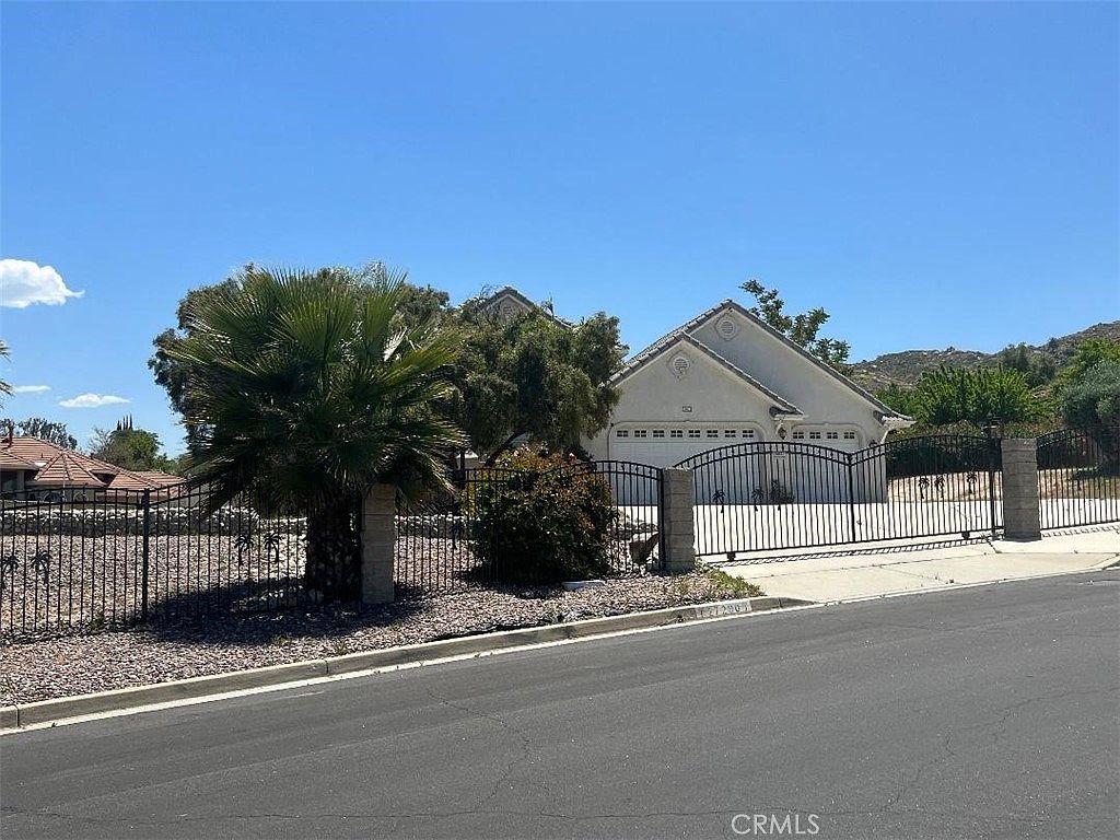 27290 Stonehenge Cir, Hemet, CA 92544 Zillow