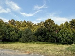 114 Meadow Ln, Harriman, TN 37782