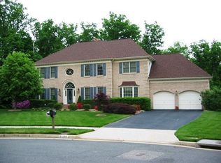 9100 Forest Shadow Way, Fairfax Station, VA 22039