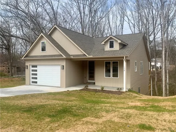 158 Grand Oak Cir, Pendleton, SC 29670