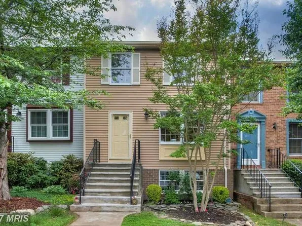 6805 Heatherway Ct, Alexandria, VA 22315