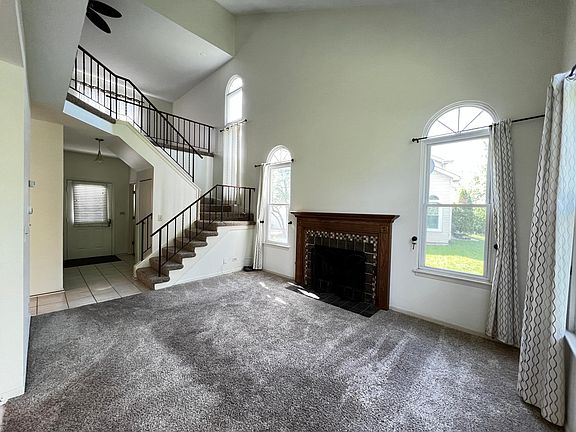 3rd image of 1556 Darien Lake Dr