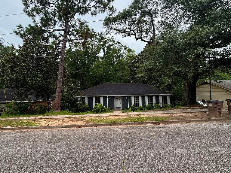 4609 Dogwood Dr S — Photo 27