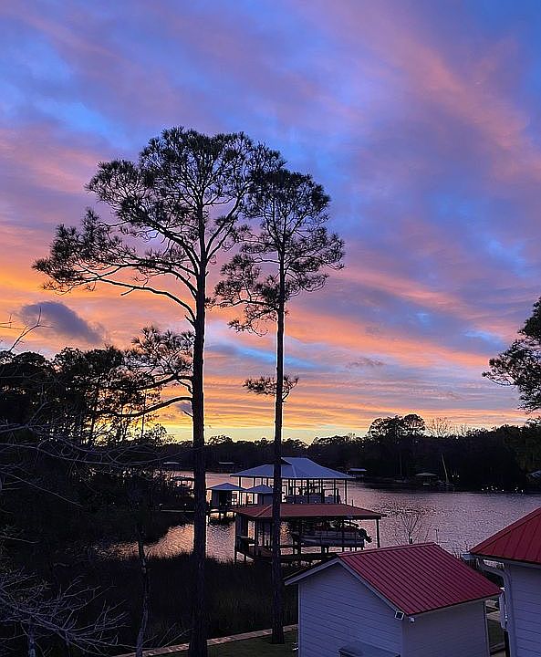 Sunset view back deck