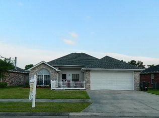 514 Cavaness Dr, Houma, LA 70364