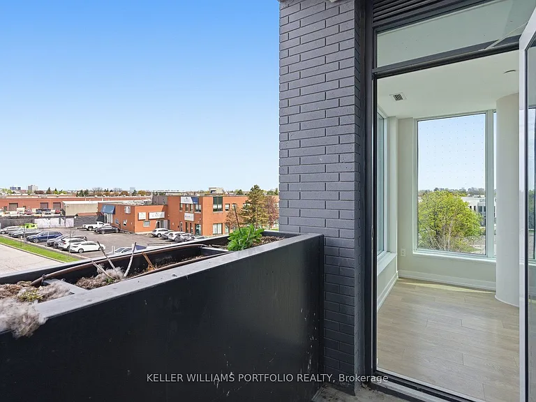 1100 Sheppard Ave W #332 — Photo 20