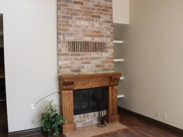 46 Oak Villa Rd, Canyon Lake, TX 78133