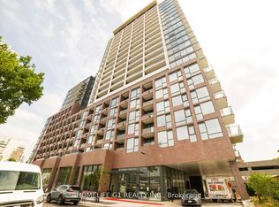 28 Ann St #1102, Mississauga, ON L5G 3G1