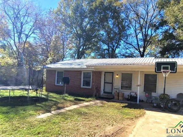 106 Pecan St, Linden, TX 75563
