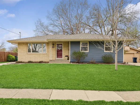 4020 64th St, Urbandale, IA 50322