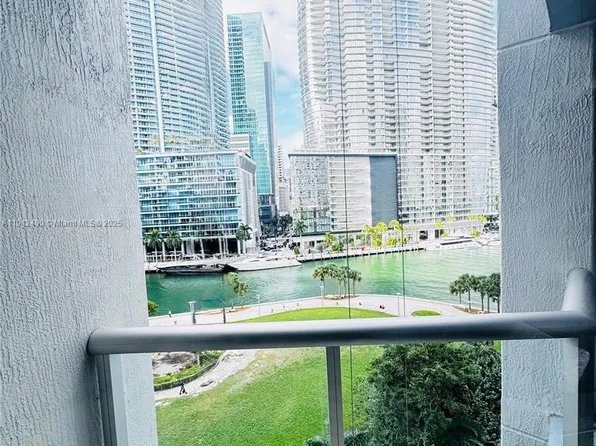 475 Brickell Ave APT 808, Miami, FL 33131