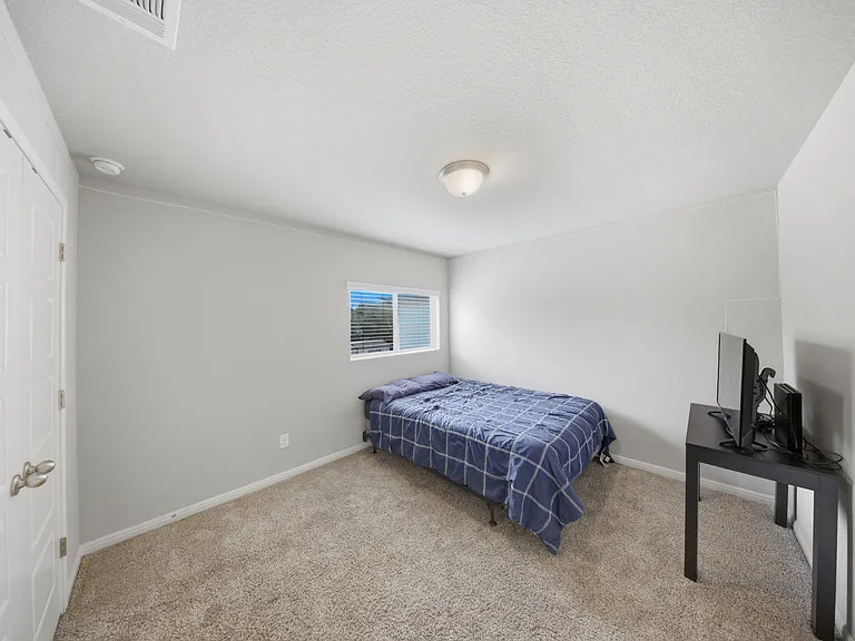 8707 Straight Oaks — Photo 19