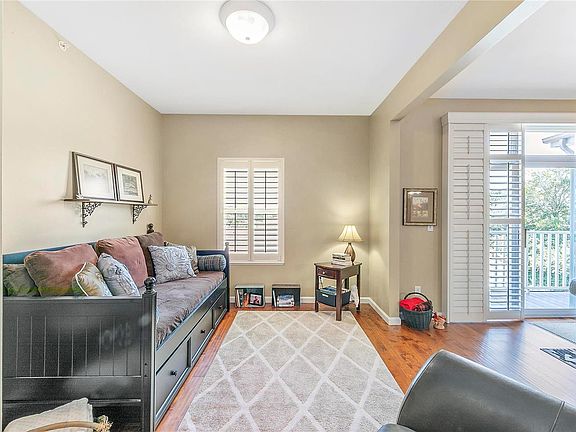 5th image of 1251 Garden Circle Dr APT 3D