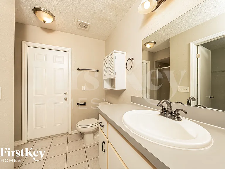 1401 SW Sudder Ave — Photo 12