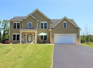 43 Brockton Pl, Rochester, NY 14624