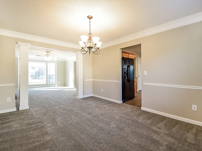 208 Chesapeake Ln — Photo 6