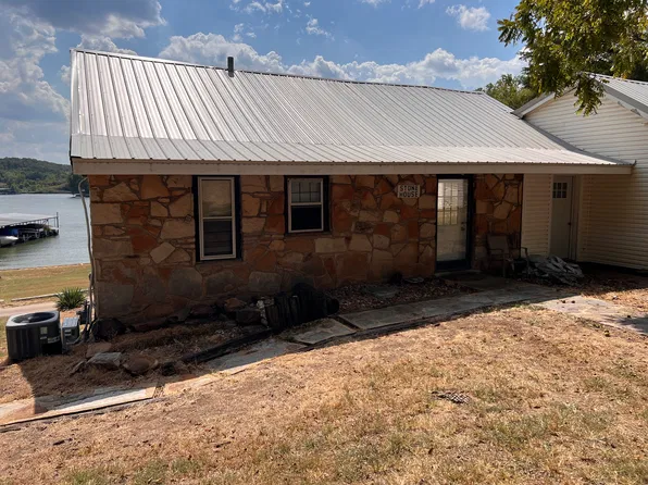 732 Bonaire Rd, Linn Creek, MO 65020