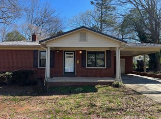 305 Hoover Dr, Lexington, NC 27292