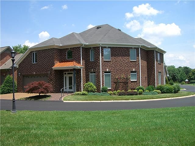 1st image of 364 Peartree Dr