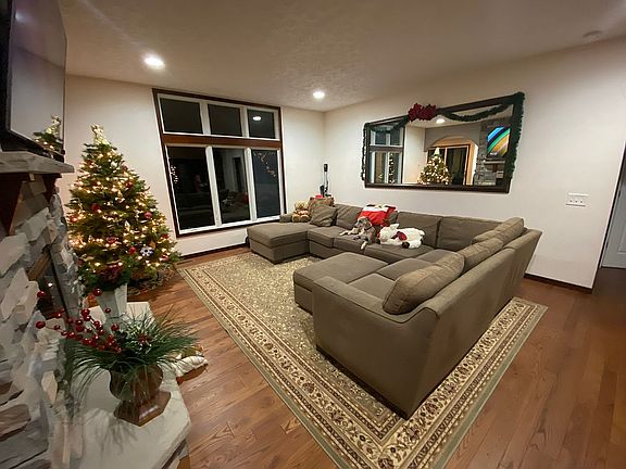 2nd image of 9181 Marshwood Dr