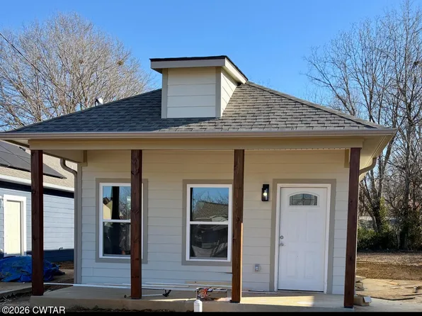 105 Dempster St, Jackson, TN 38301