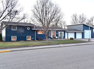 1007 N Central Ave, Pierre, SD 57501
