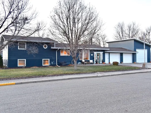1007 N Central Ave, Pierre, SD 57501