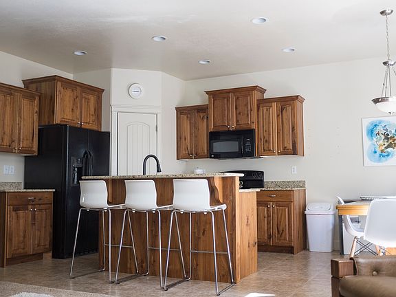 5th image of 1313 Fish Creek Drive