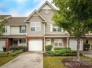11208 Blake Port Ct, Charlotte, NC 28270