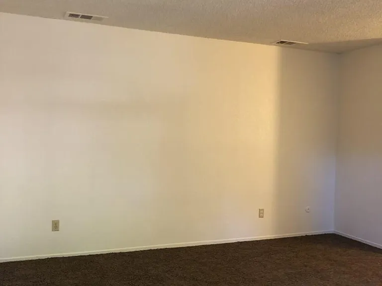 1220 N Sylmar Ave — Photo 6