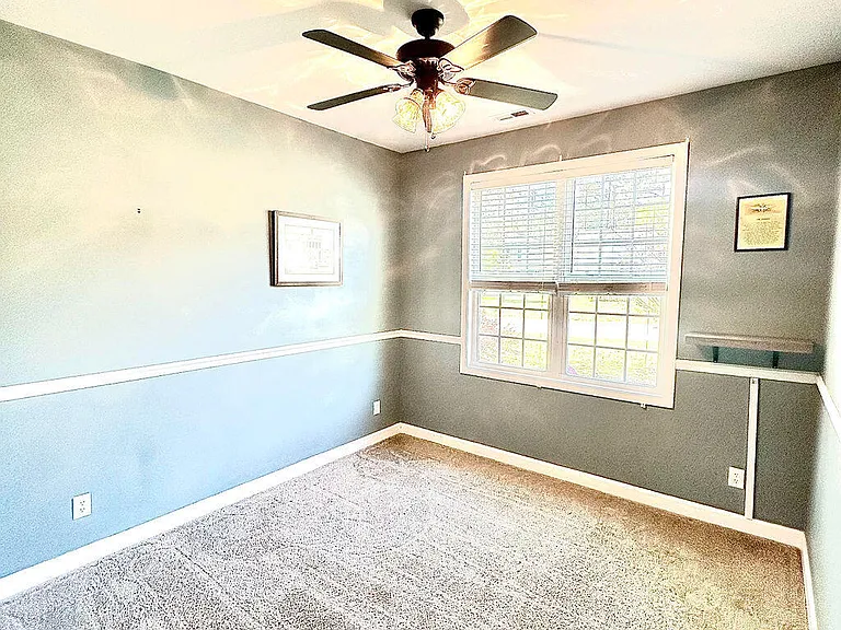 425 N Belvedere Dr — Photo 19