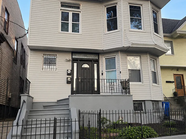 2226 John F Kennedy Blvd #1 — Photo 3
