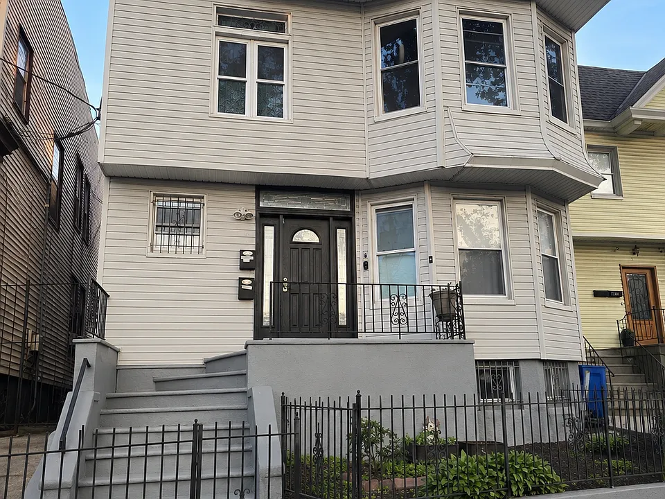 2226 John F Kennedy Blvd #1