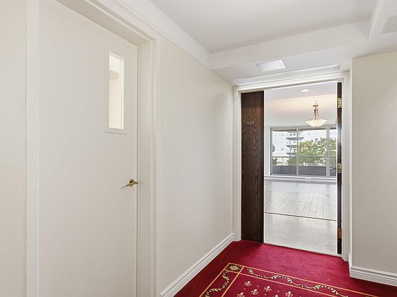 2nd image of 1470 Summer St #401