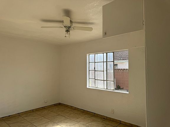 3rd image of 1111 W 93rd St #1111