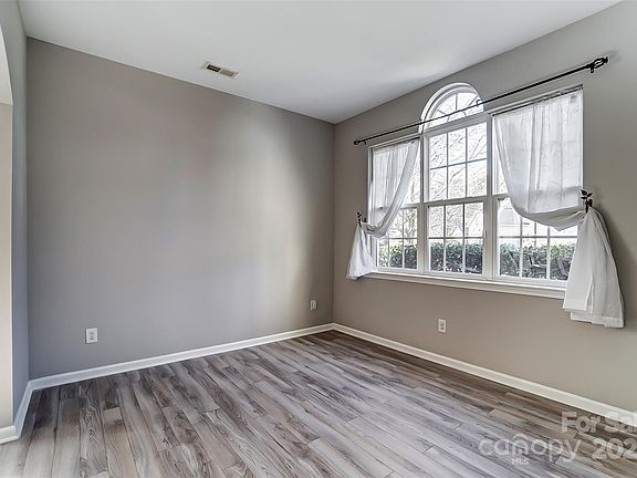 4th image of 3116 S Legacy Park Blvd