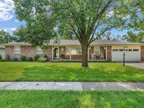 5843 SW 27th St, Topeka, KS 66614