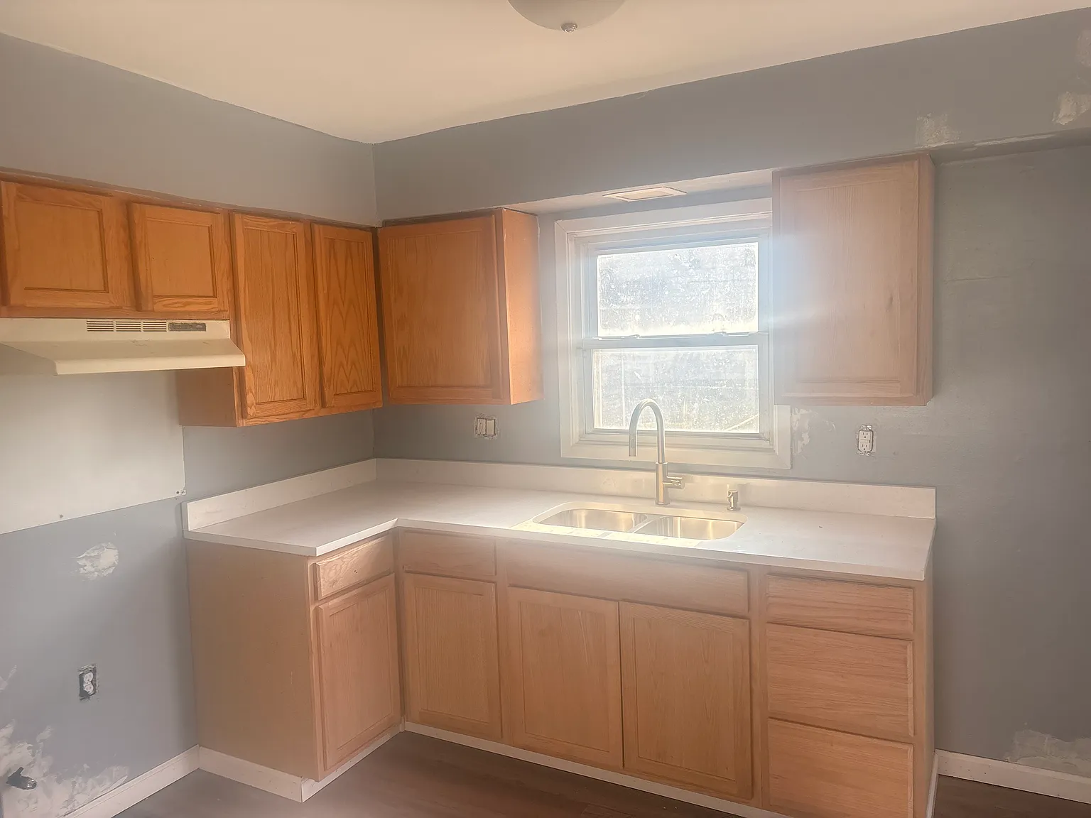 3 bed, 1016 sqft, $1,600 — Photo 2
