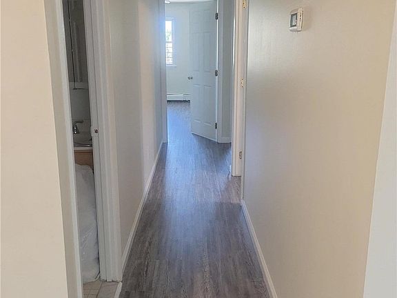 5th image of 10723 160th St
