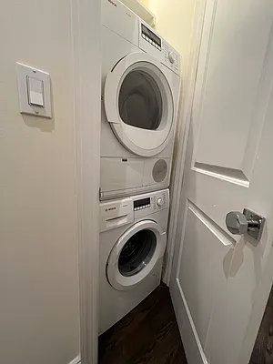 Rented by Avenues Real Estate | media 20