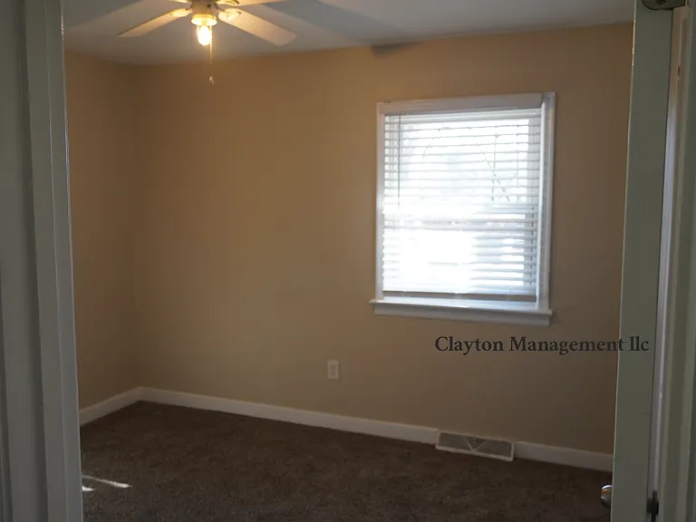 2120 S Waterside Dr — Photo 15