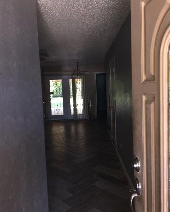 2nd image of 1528 Maywood Ave