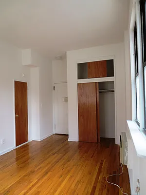 Rented by Waverly Realty Associates | media 19