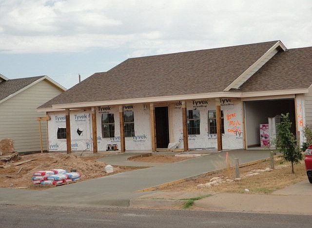 1st image of 108 Cottonwood Ave