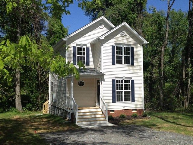 1st image of 2306 Summer Hill Ave