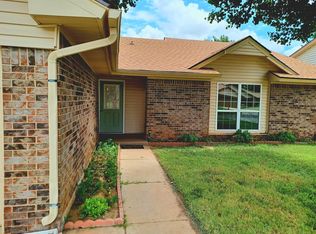 724 Westridge Ct, Yukon, OK 73099